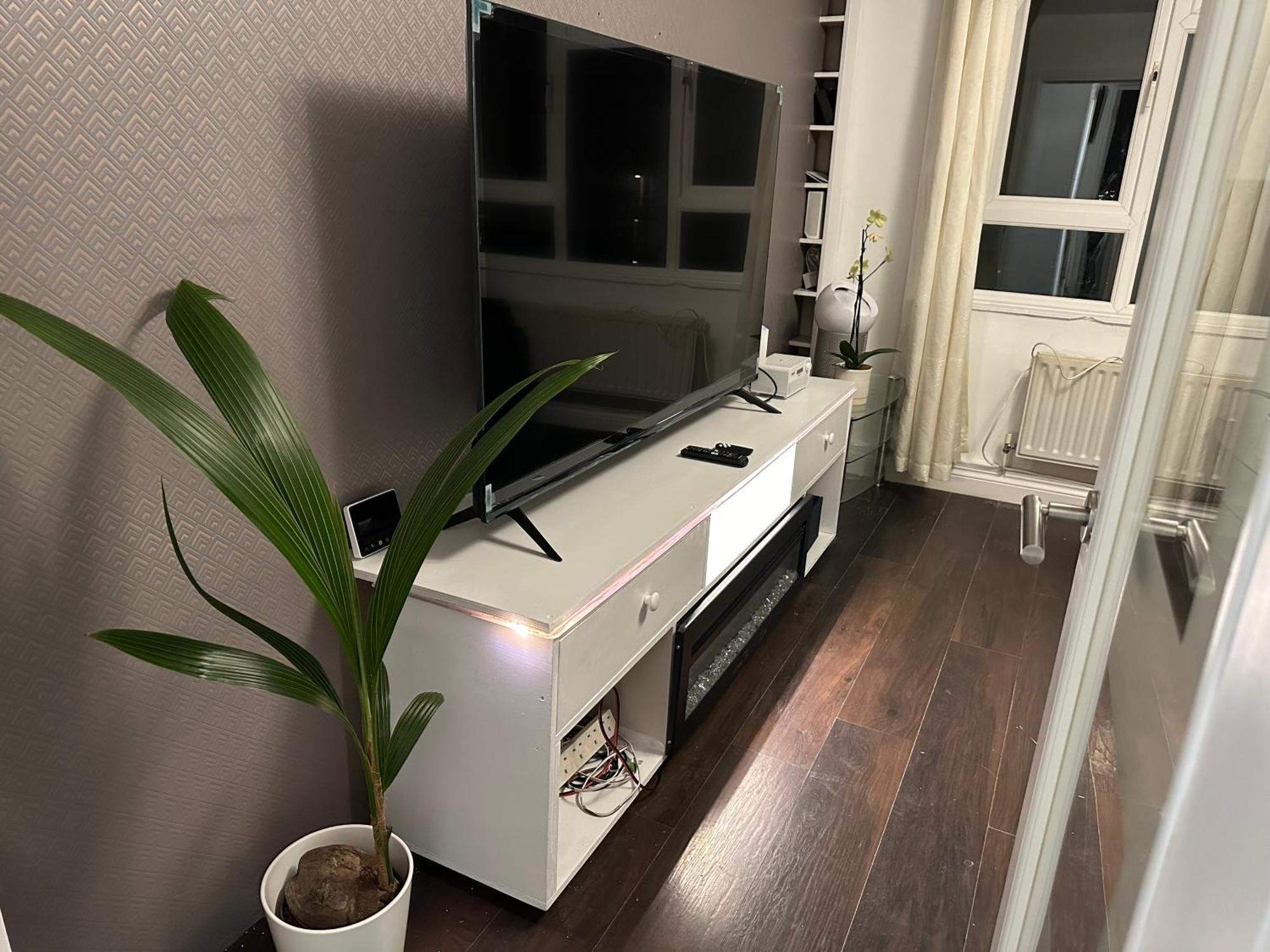 Zion Property London Bagian luar foto